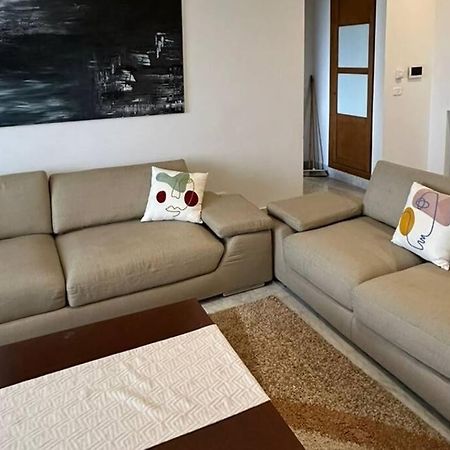 Un Tres Beau Studio Luxueux Ariana Εξωτερικό φωτογραφία